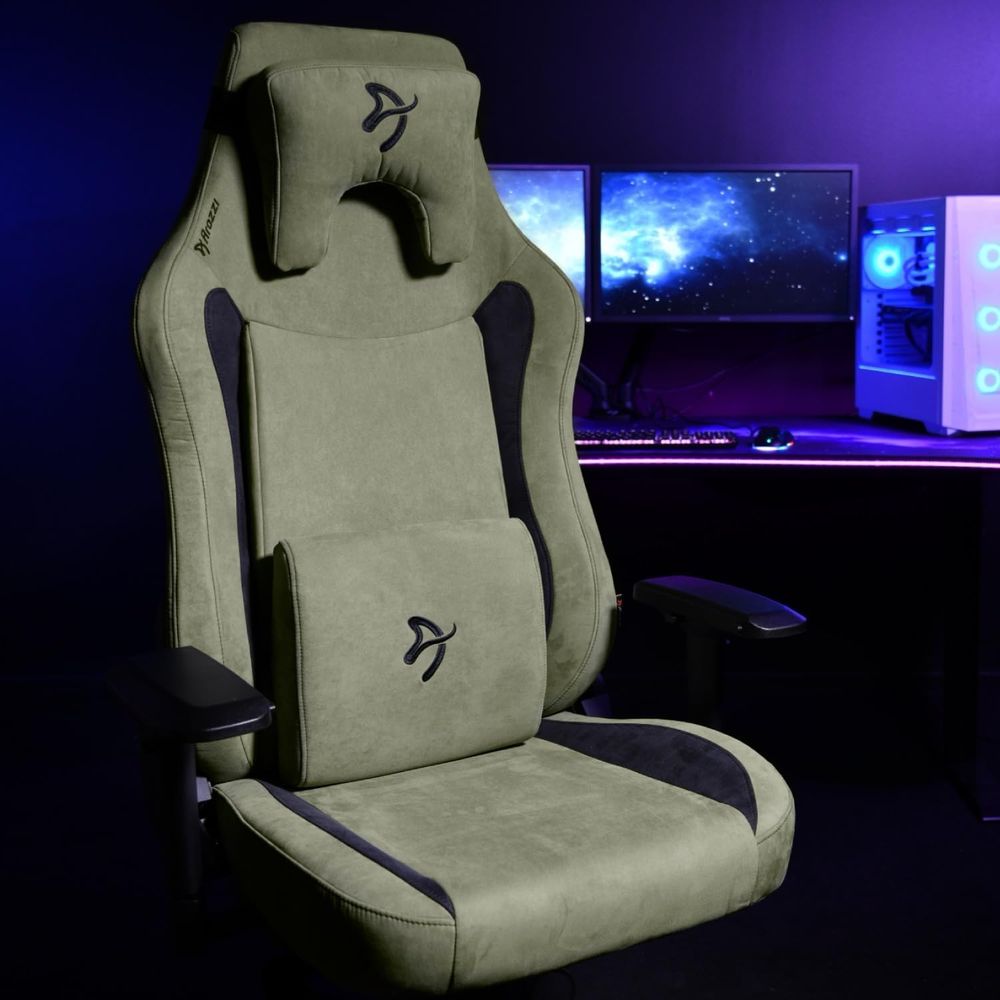 كرسي ألعاب كبير مريح مع ارتفاع - مراجعة Gaming & Esports District وسعره